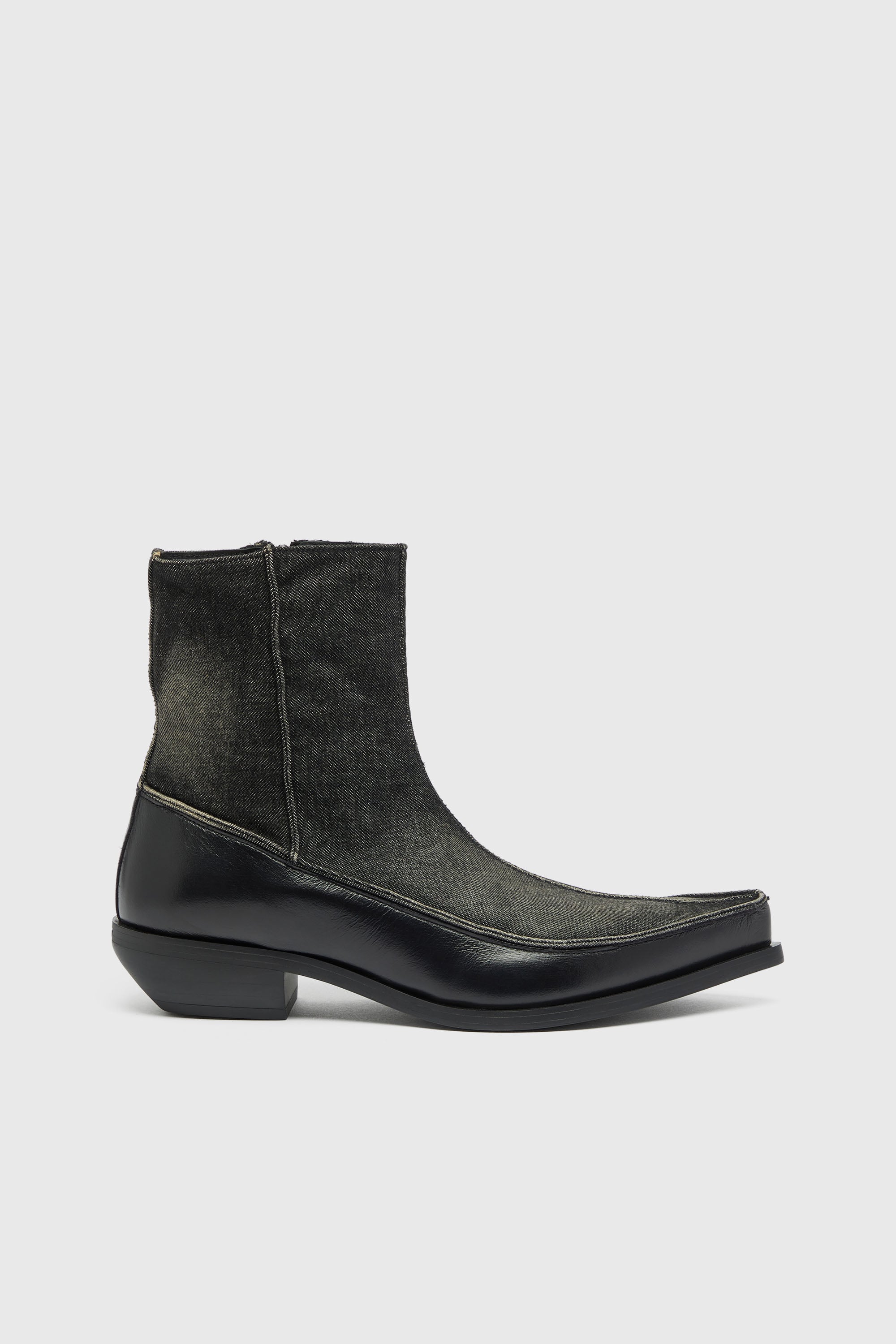 Diesel – D-Frido-Western ankle boots in leather and denim – Boots – Man – Black