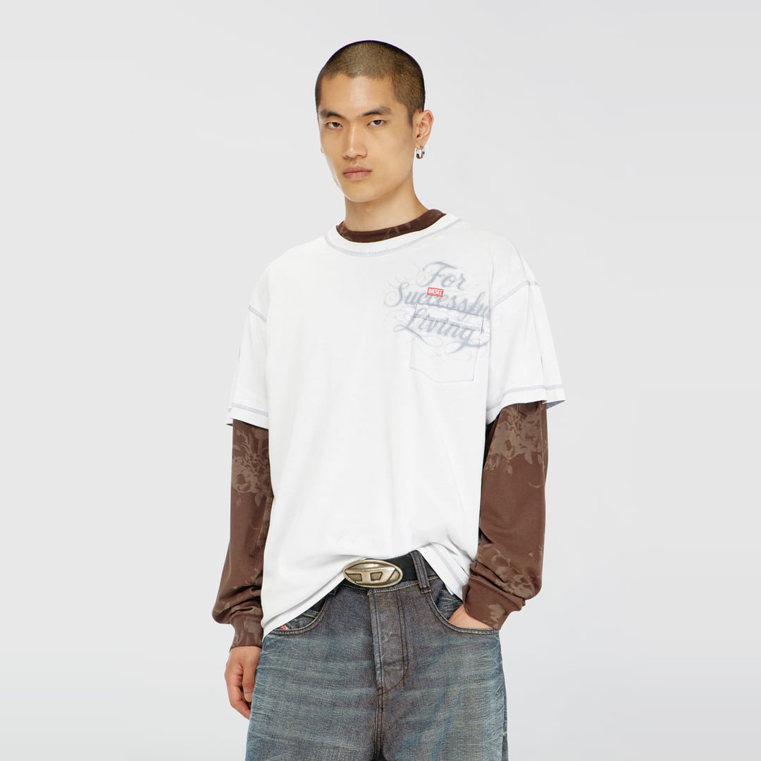 Diesel - T-shirt with chest pocket and graphic print - T-Shirts - Man - White