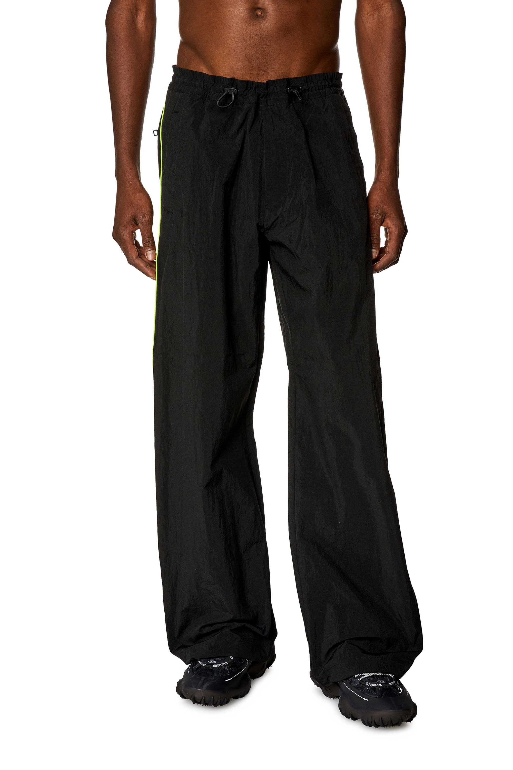Diesel - Pantalon léger en nylon froissé - Pantalons - Homme - Noir