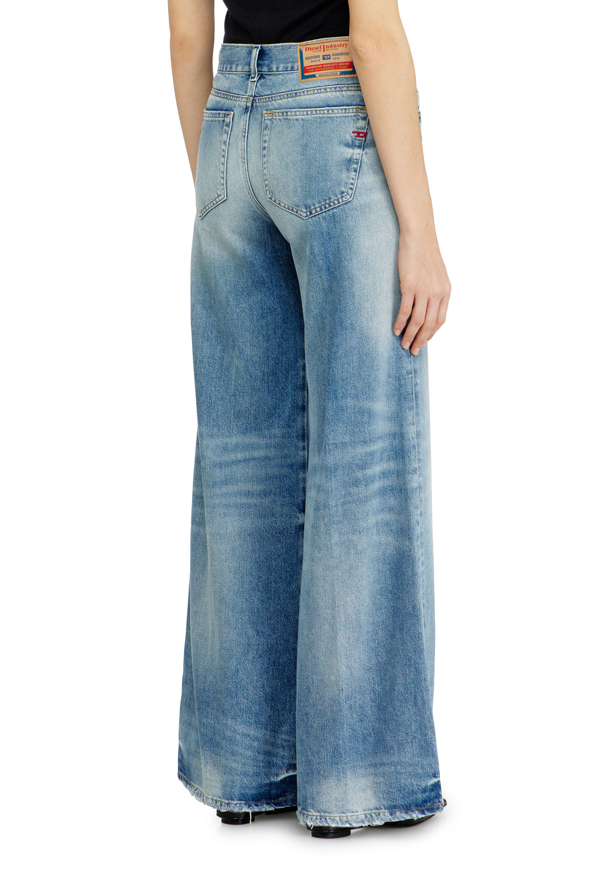Diesel - Woman's Flare Jeans 1978 D-Akemi 09M07, Light Blue - 3
