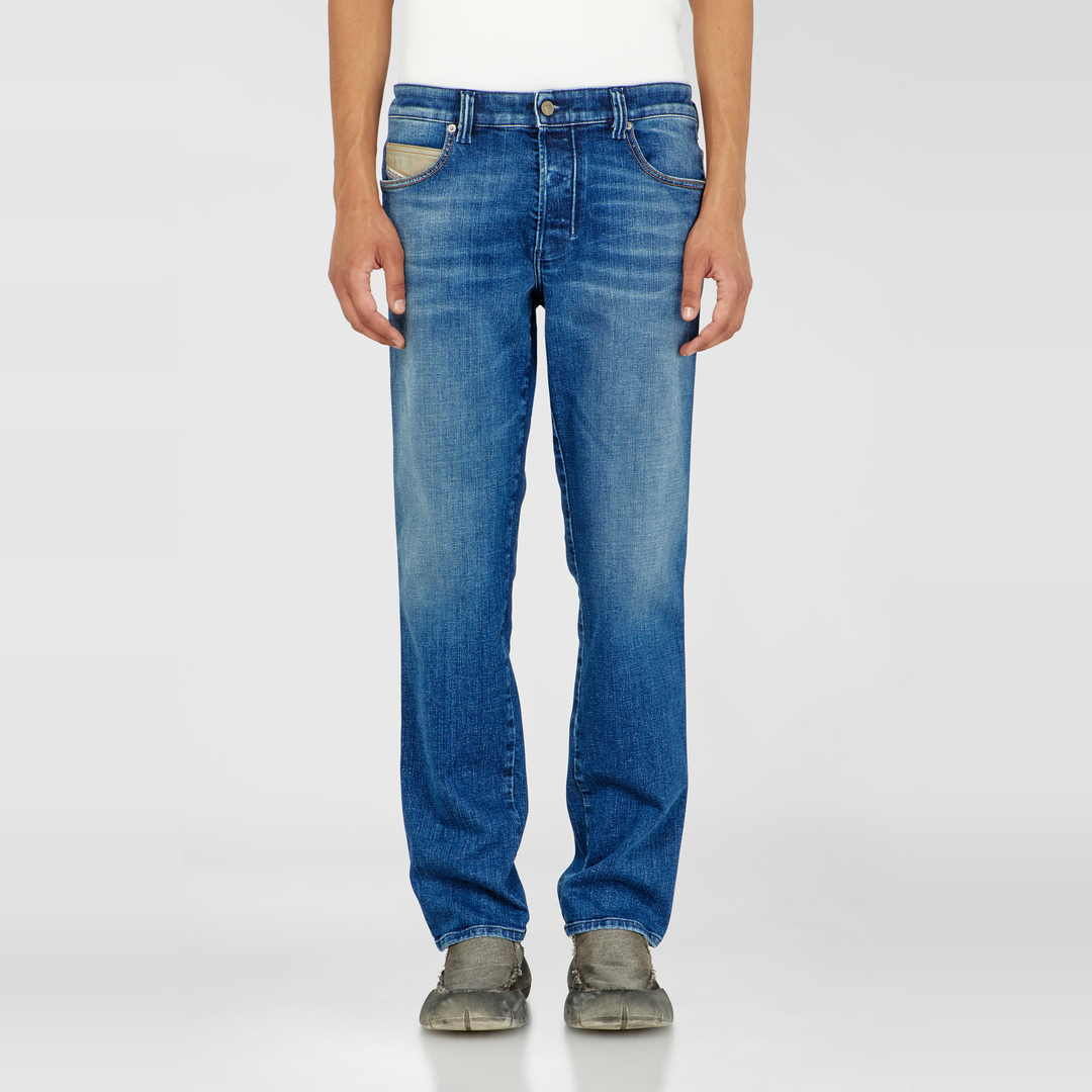 Diesel Jeans Slim Taille Moyenne 1993 D-Vyl, Bleu foncé, Fermeture boutonnée