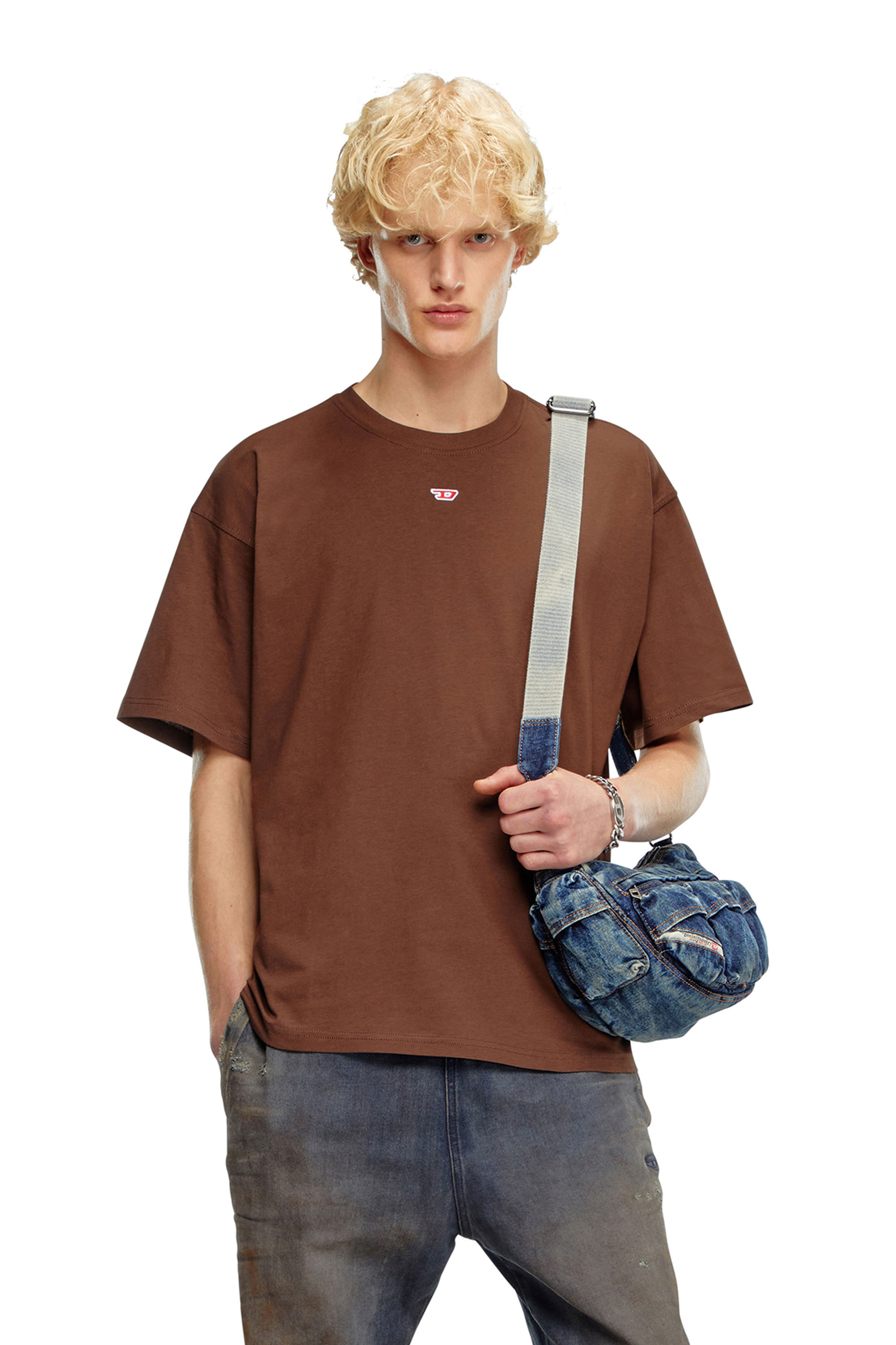 Diesel T-shirt Con Patch D Ricamato In Brown