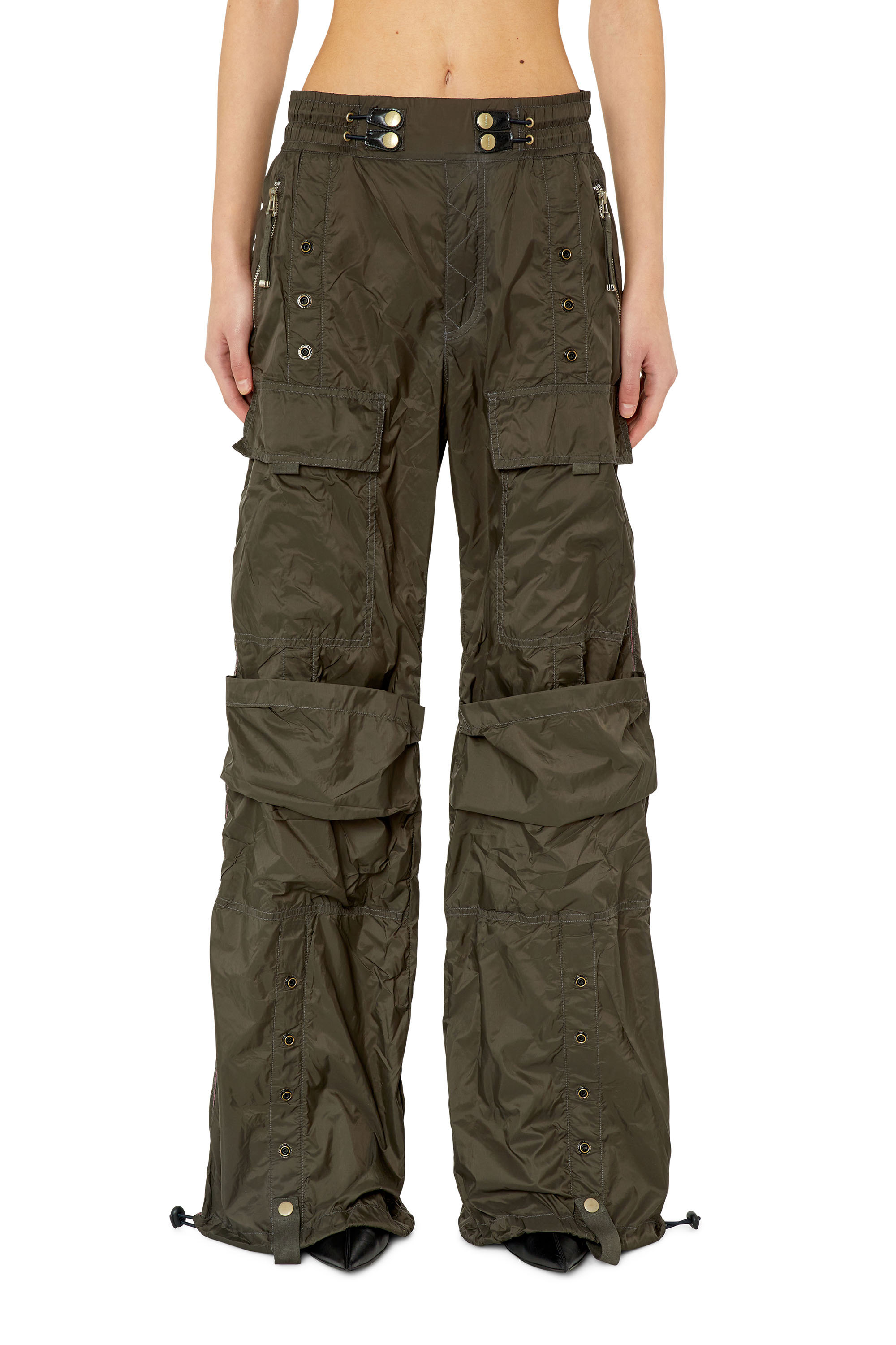 Diesel - Pantalones militares en nylon ligero - Pantalones - Mujer - Verde