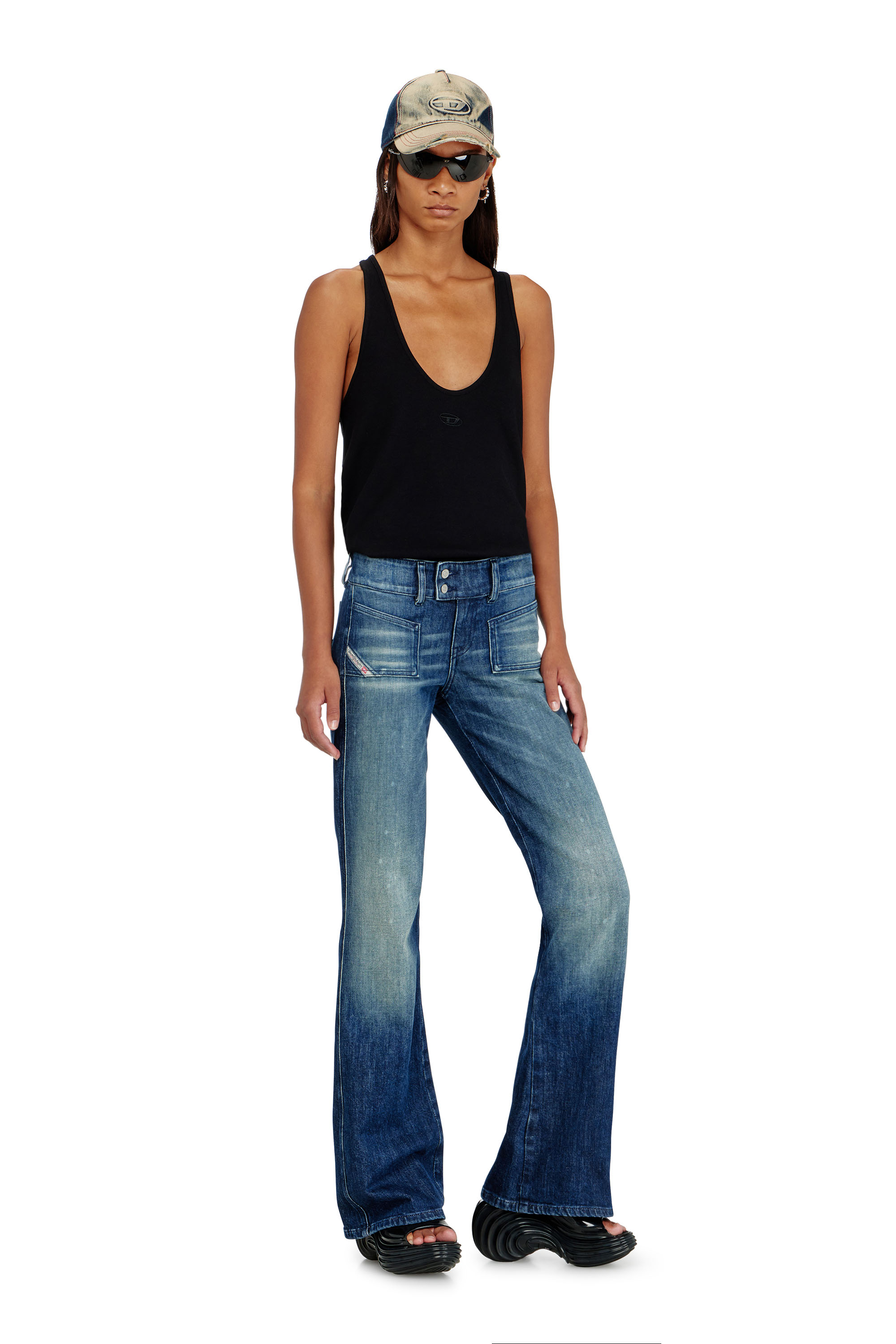 Diesel - MELISSA QUANTUM PLATFORM, Woman's Platform mule in Melflex&reg; in Black - 2