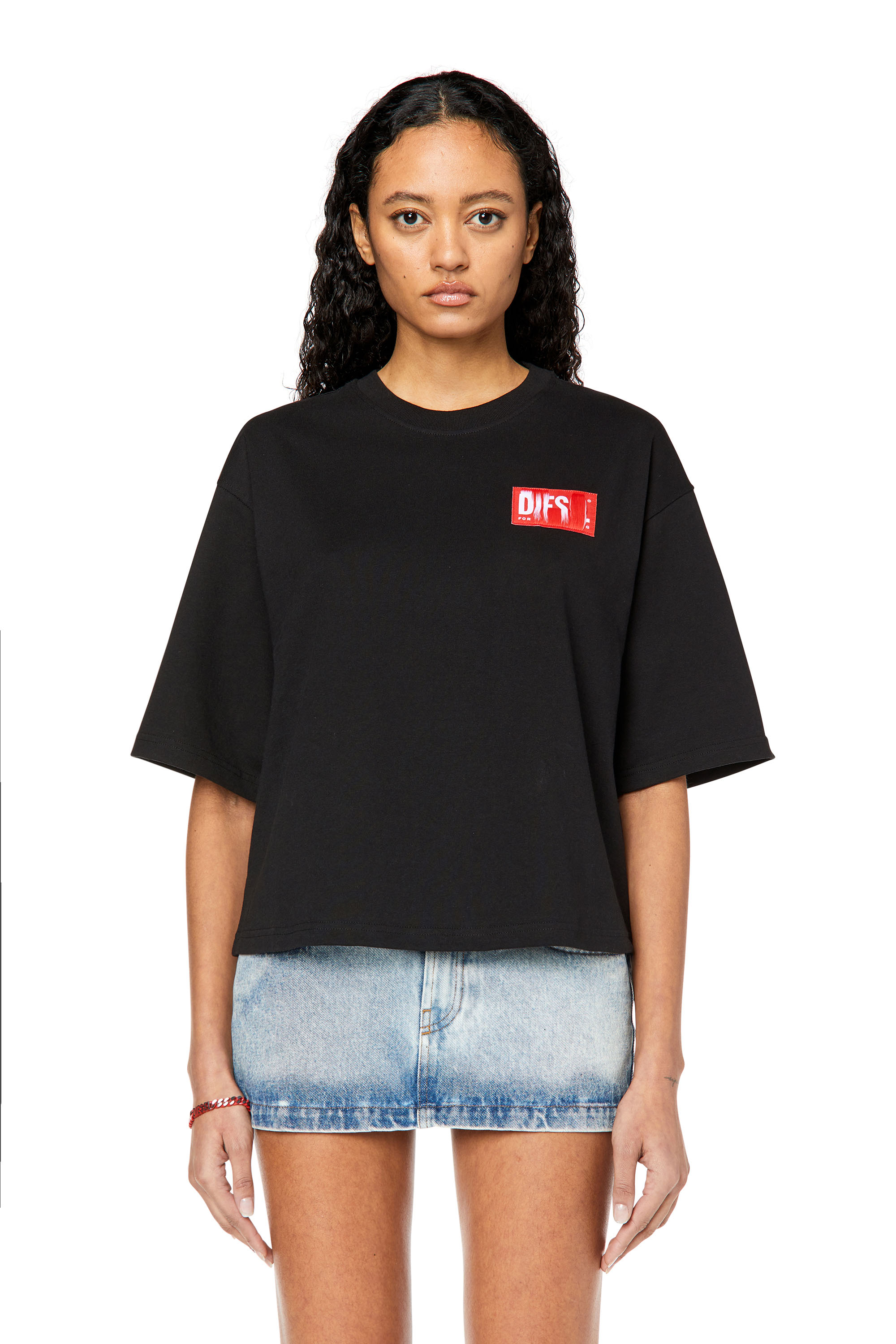 Shop Diesel T-shirt With Frayed Logo Patch In Nero