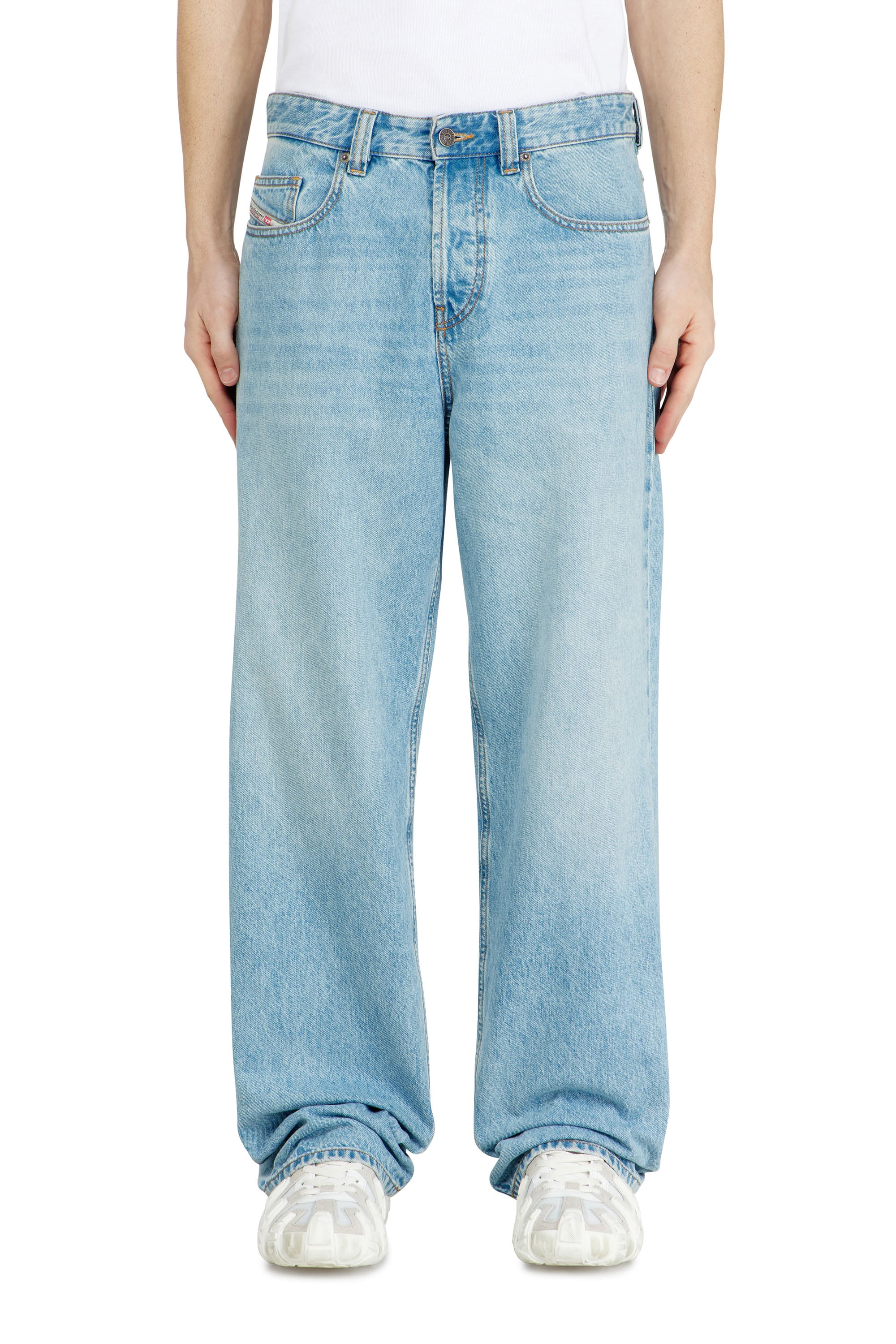 Diesel Men's Blue Relaxed Jeans Low Waist 2001 D-Macro, Light Button Fly Size 30