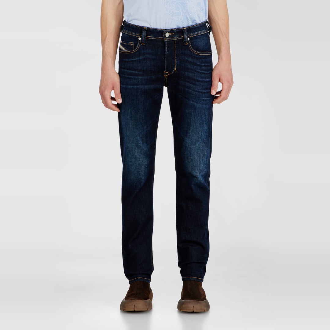 Diesel Regular Jeans Low Waist 1986 Larkee-Beex, Dark blue, Button fly